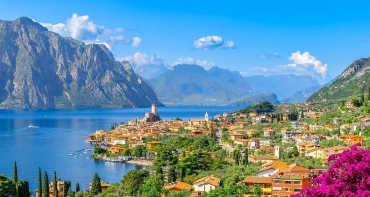 BOROMEJSKI OTOKI IN JEZERA MAGGIORE, COMO, ORTA IN GARDA - 3 DNI 2027